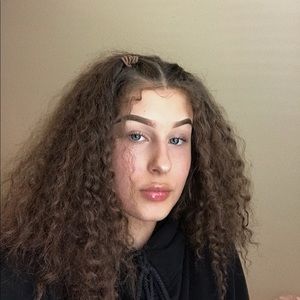 Meet your Posher, Versaviya